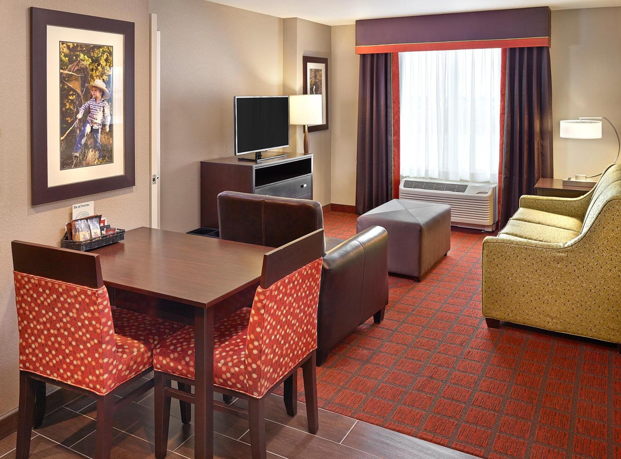 Homewood Suites Calgary Airport Eksteriør billede